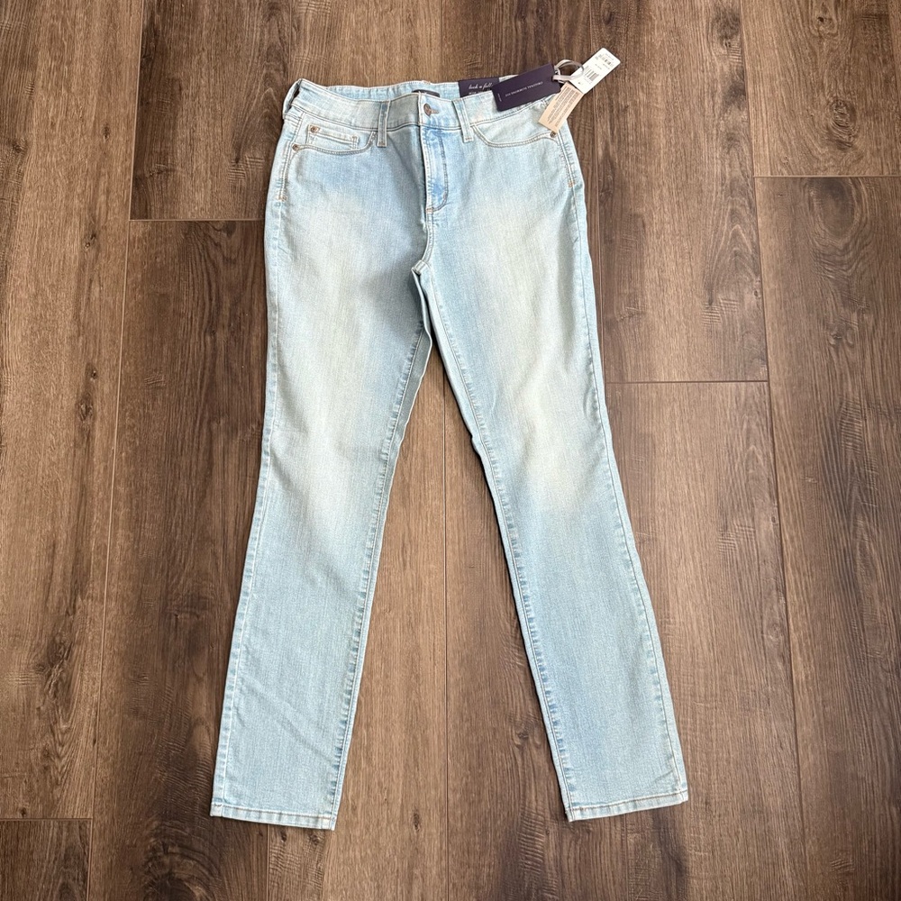 Not Your Daughter's Jeans (NYDJ) featuring Lift Tuck technology NWT SIZE 10